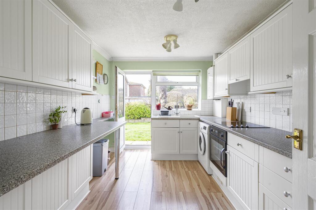 House in Lewes, Seaford - View 3