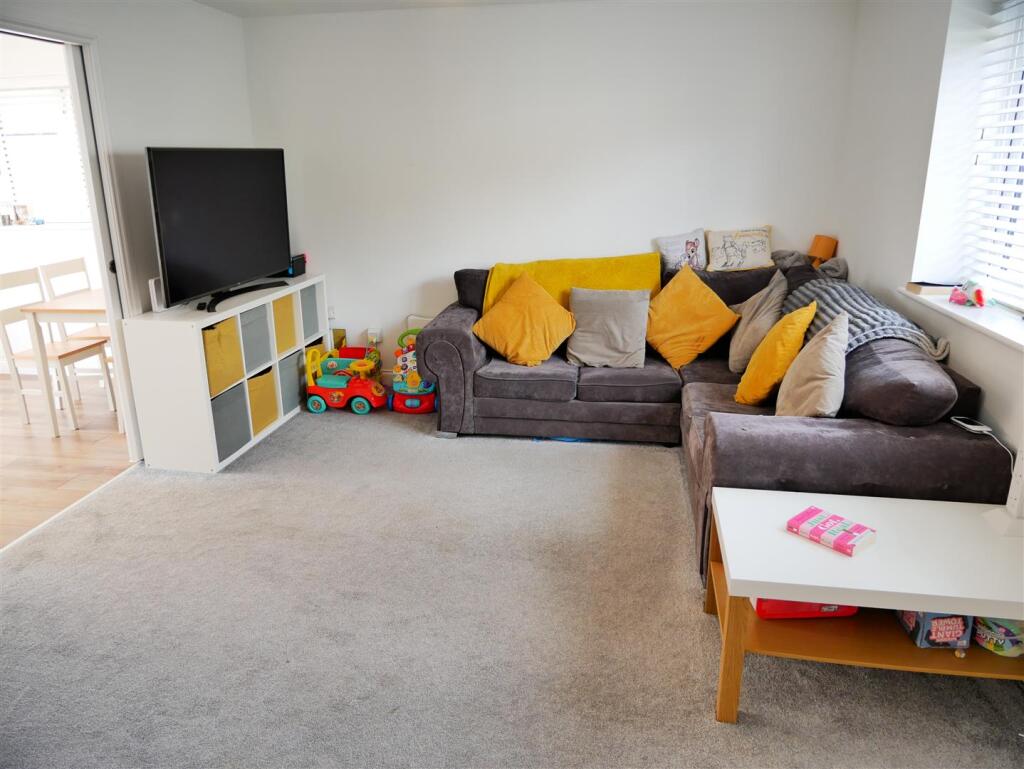 House in Swindon, Calne - View 2