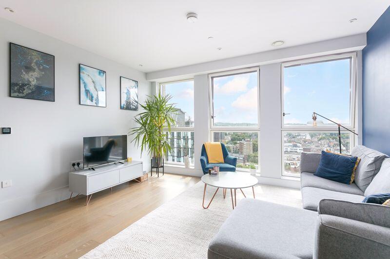 Main image of property: High Street, Croydon
