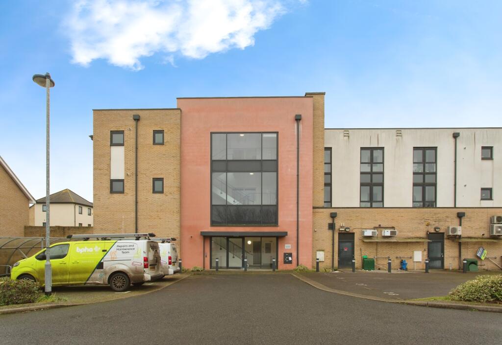 Main image of property: Unwin Square, Cambridge, CB4