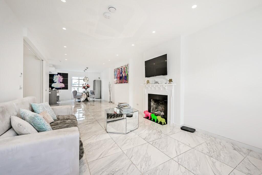 Main image of property: Queen's Gate, Kensington, London, SW7