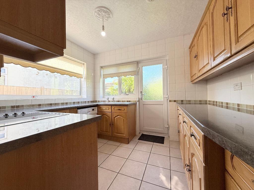 Laburnum Grove, Luton, LU3 photo 3