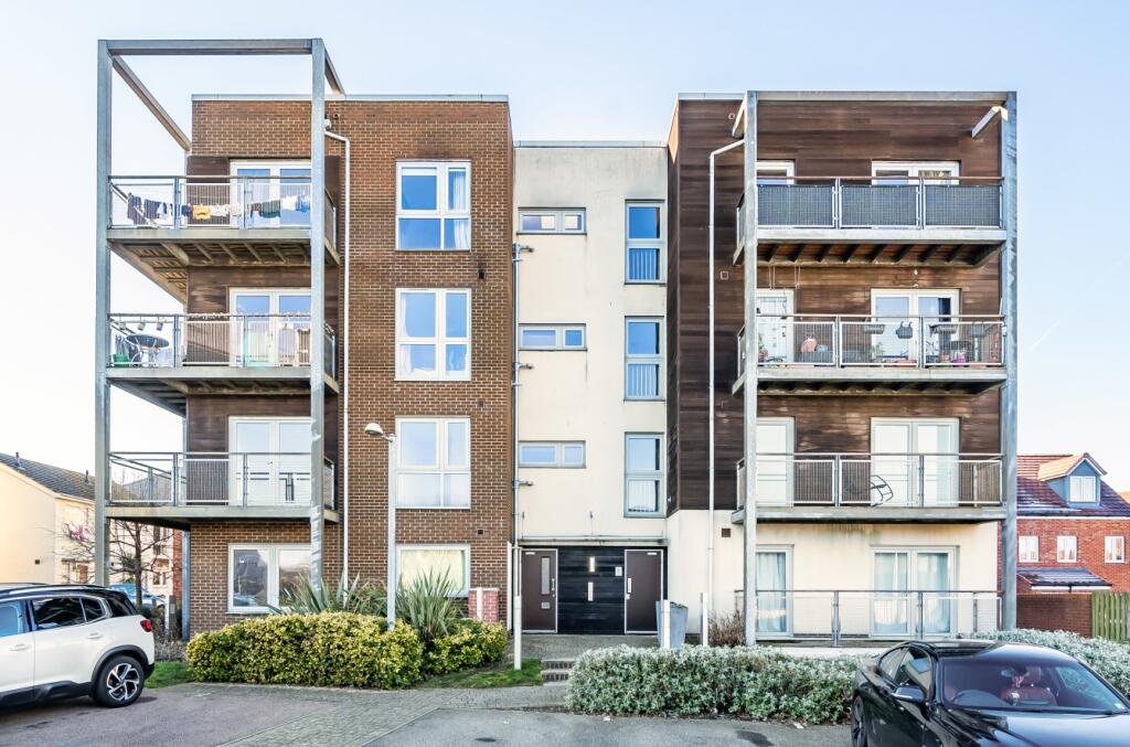 Main image of property: Birdwood Avenue Dartford DA1