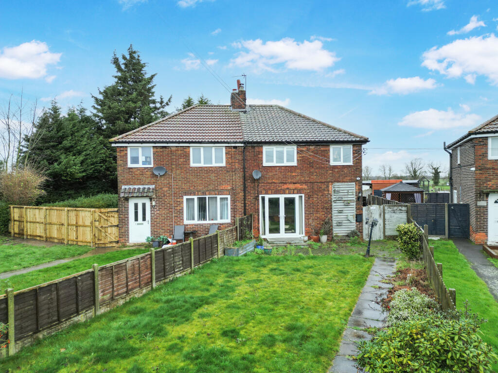 Main image of property: Highgate, Balne, DN14 0ES,