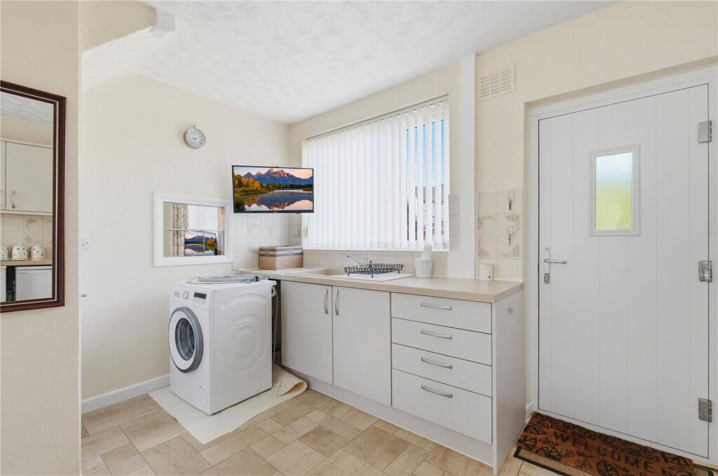 Burns Avenue, Oswaldtwistle, Accrington, Lancashire, BB5 - More