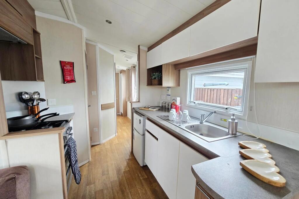 2015 Swift Loire, Alberta Holiday Park, Faversham Road, Whitstable, Kent, CT5 4BJ - View 4