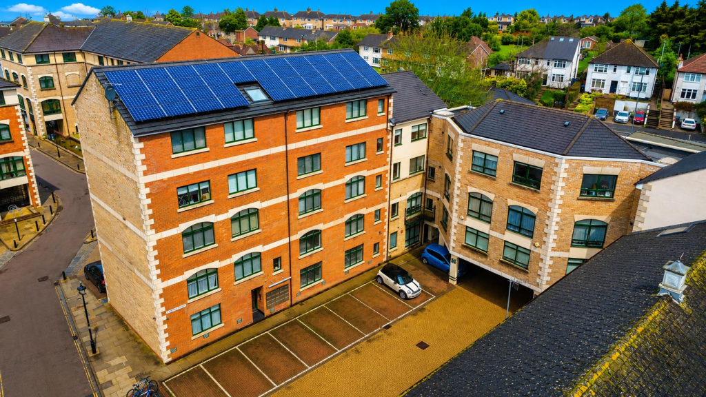 Main image of property: Clifton Court, Hemel Hempstead, HP3