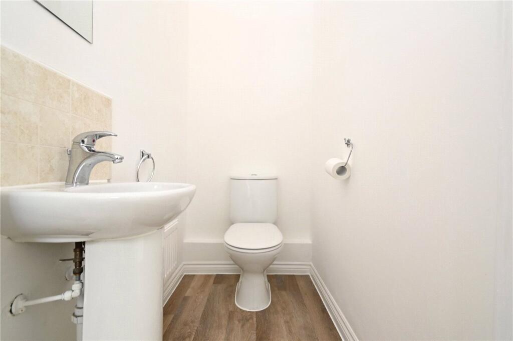 House in Basingstoke and Deane, Rooksdown - View 5