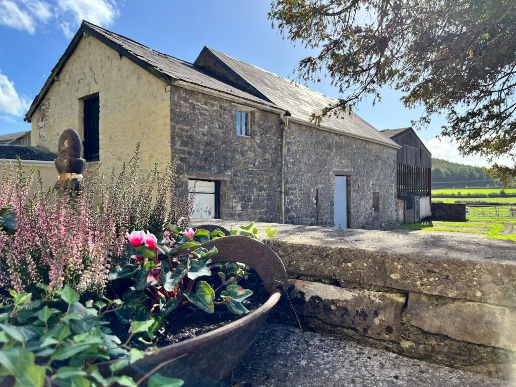 Isycoed Farm, City, Cowbridge CF71 7RW photo 4