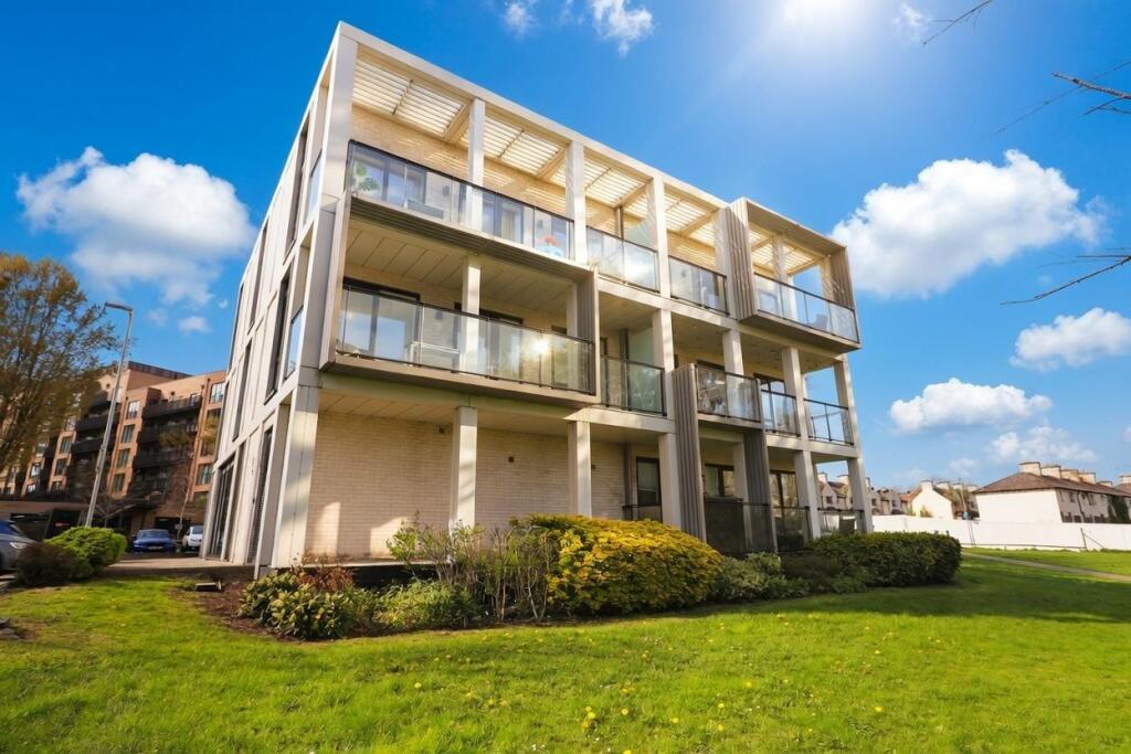 Main image of property: Hornchurch Road, Uxbridge, UB10