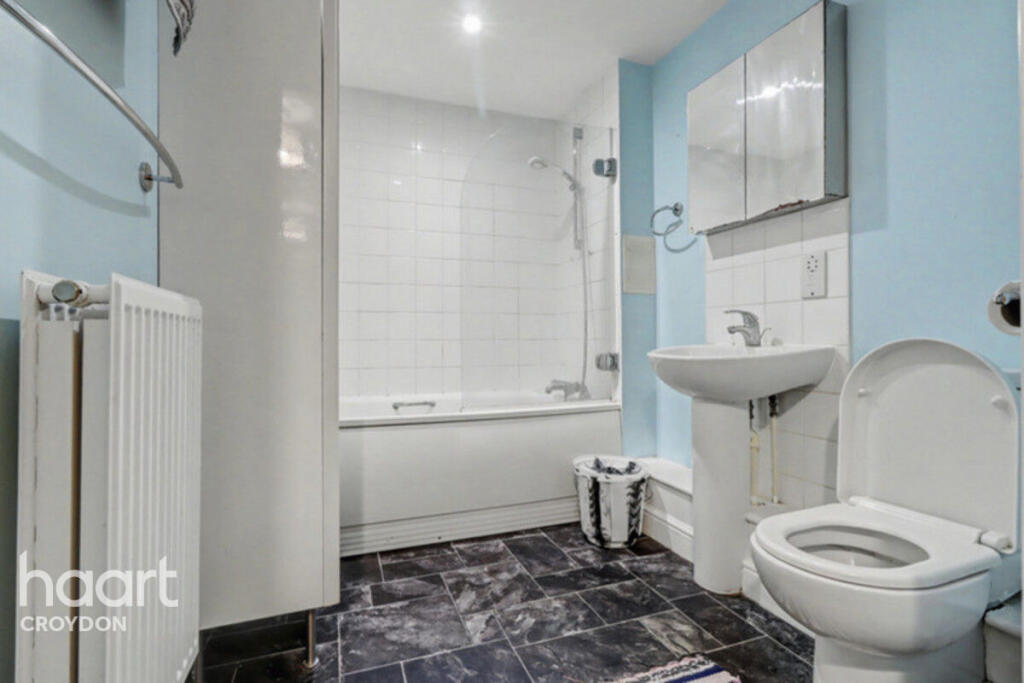 Apartment in London - More