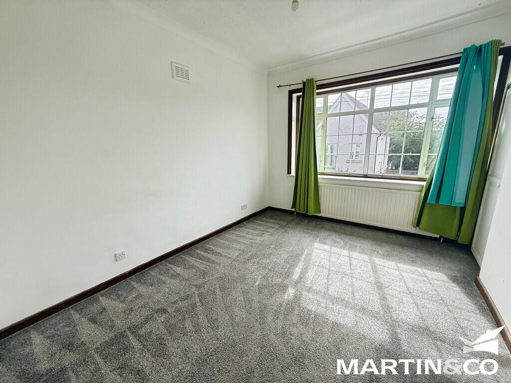 Apartment in Chelmsford - View 5