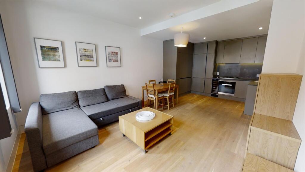 Apartment in London - View 4