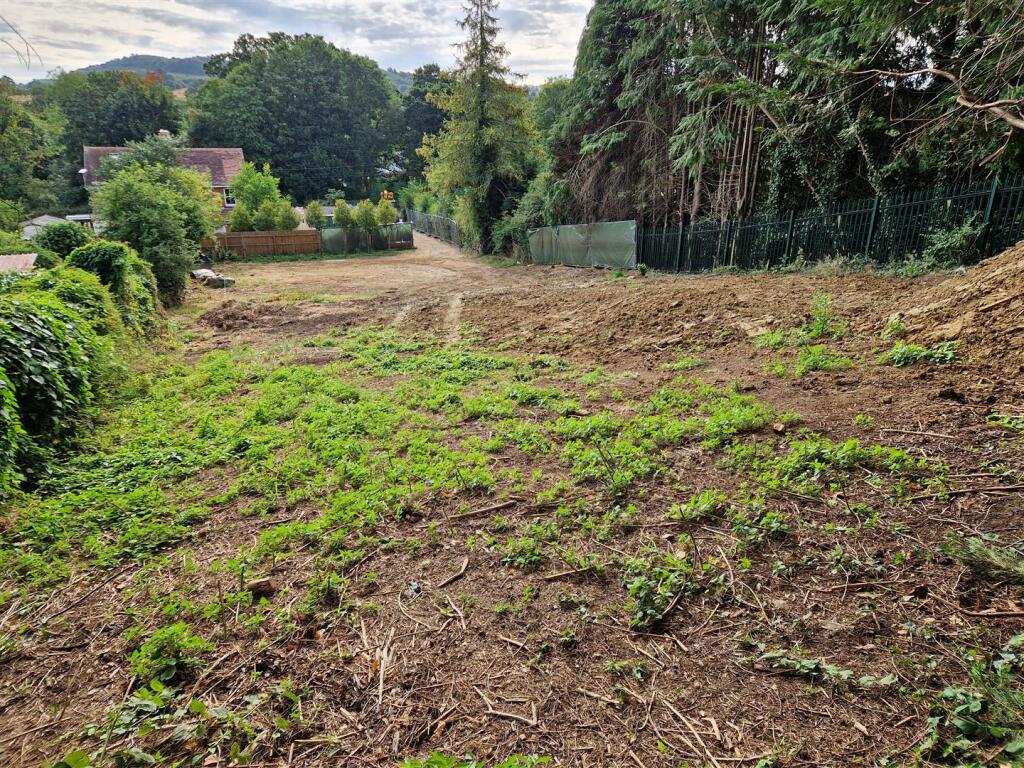 Everlands, Cam, Dursley - View 4