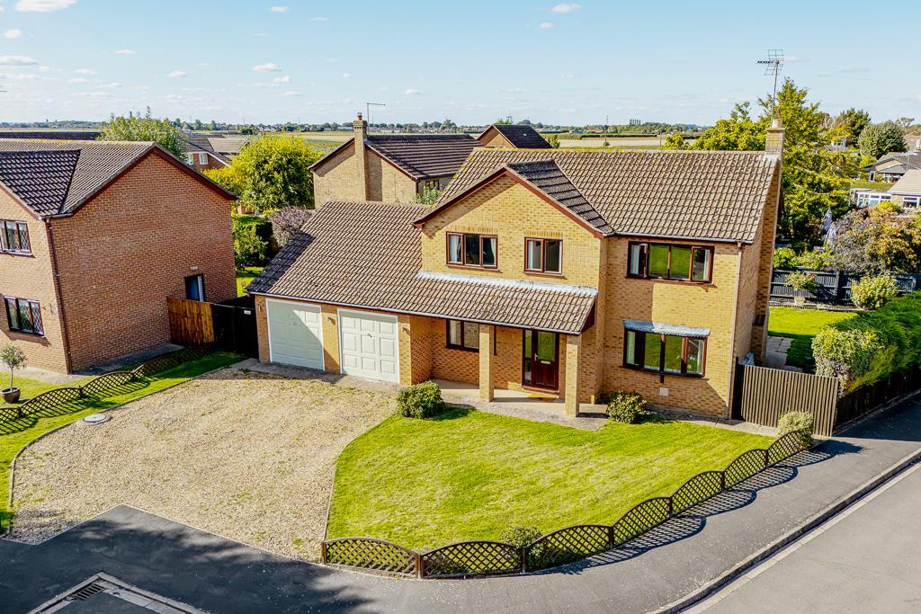 3-bed detached on All Saints Close, Moulton, £375,000