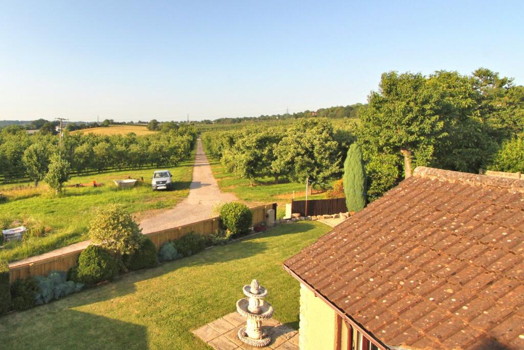 House in Bristol, Almondsbury - View 4