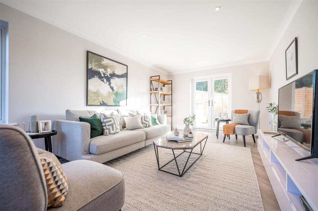 House in Worcester - View 4