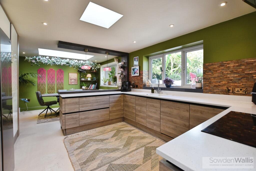 House in Peterborough - View 3