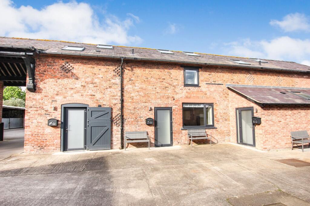 Main image of property: Wrexham Road, Pulford, Chester, Cheshire, CH4