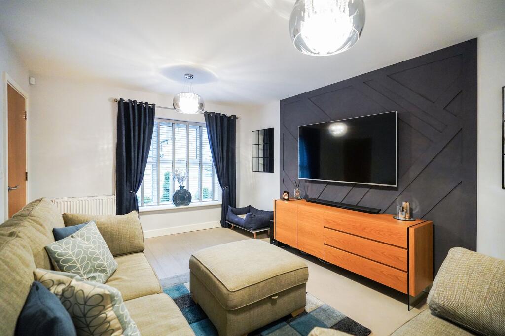 House in North East Derbyshire, Eckington - View 3