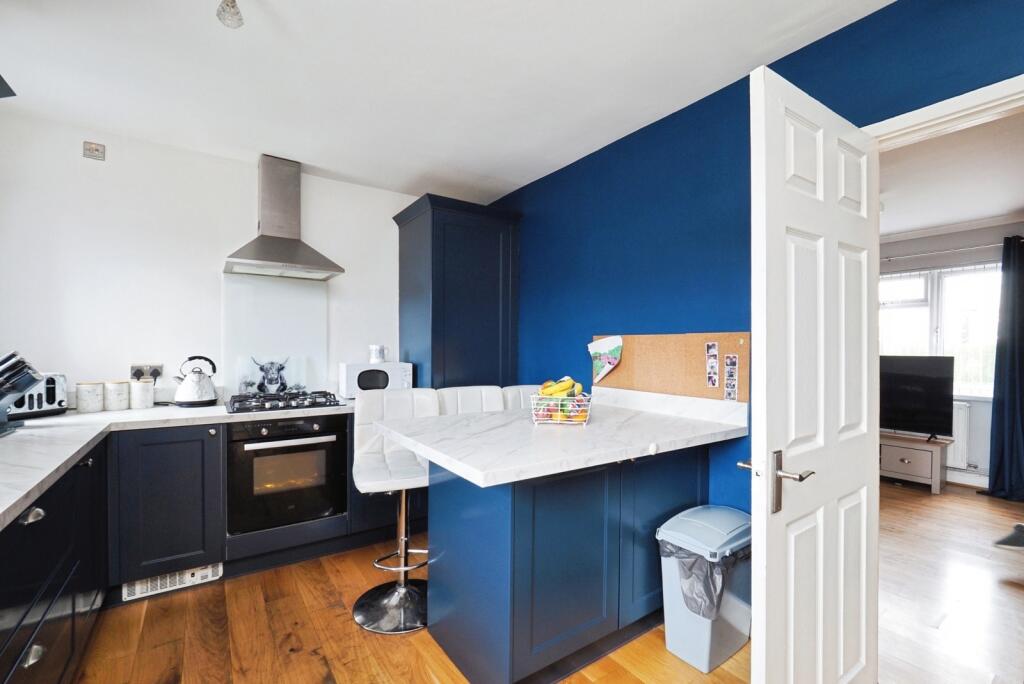 House in Nottingham, Beeston - More