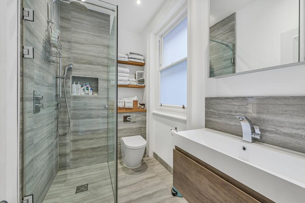 Apartment in London - View 4