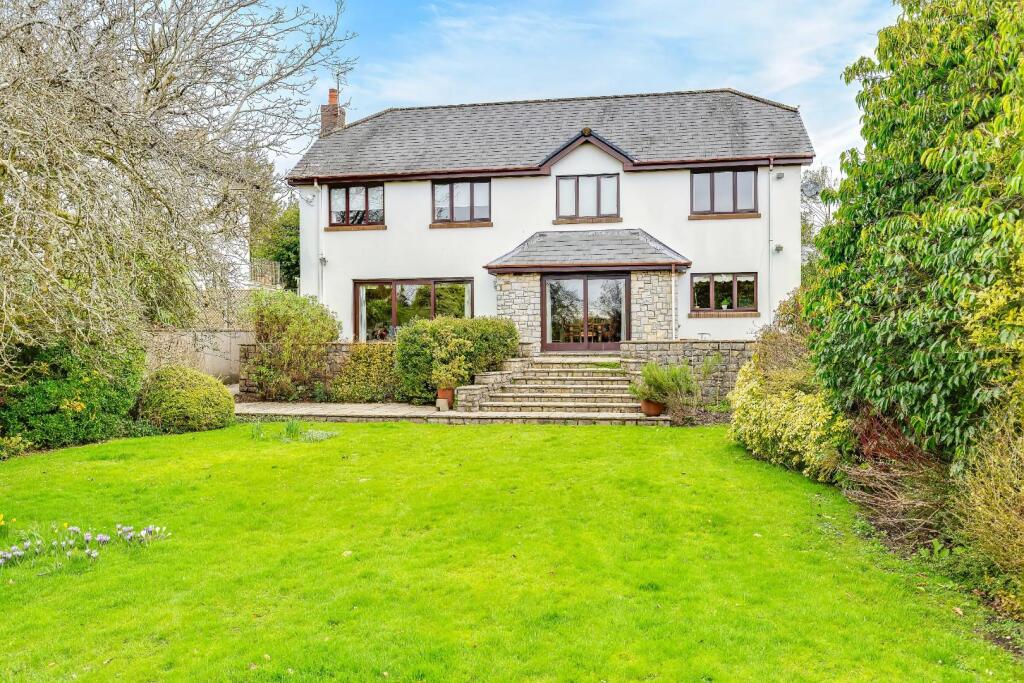 Main image of property: Park Street, Bridgend, Bridgend County Borough, CF31 4AZ