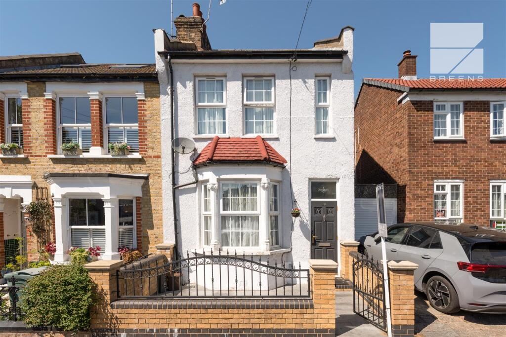 3-bed terraced on Newbury Road, Highams Park, £650,000