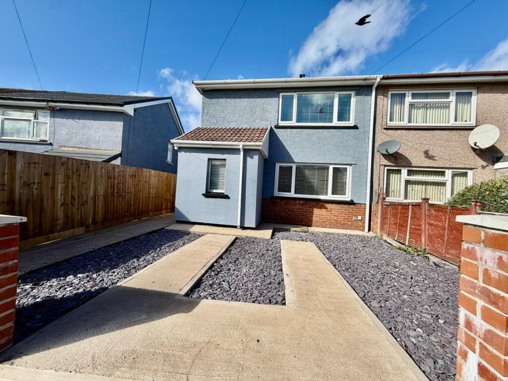 House in Pontllanfraith, Caerphilly - View 5
