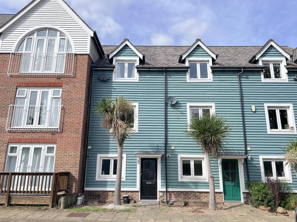 Main image of property: The Lakes, Larkfield