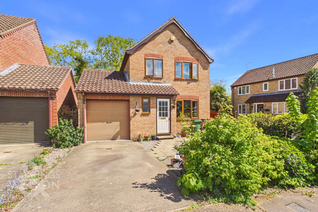 Main image of property: The Meadows, Thurton, Norwich