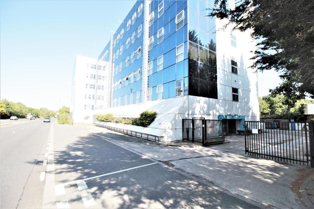 Main image of property: London Road, Lowfield Heath