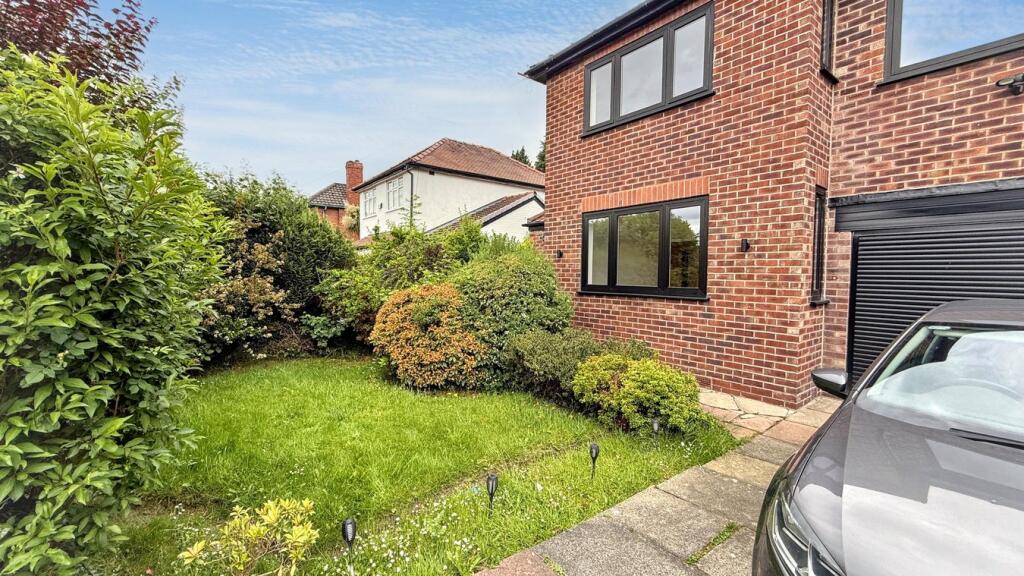 Foxland Road, Gatley, Cheadle, SK8 photo 2