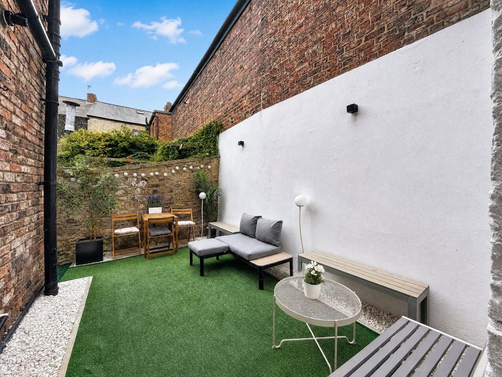 House in Newcastle upon Tyne - View 5