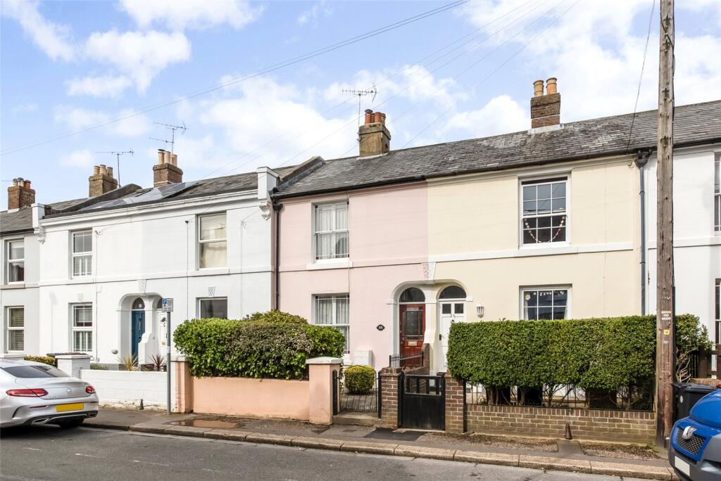 Main image of property: Oving Road, Chichester, West Sussex, PO19