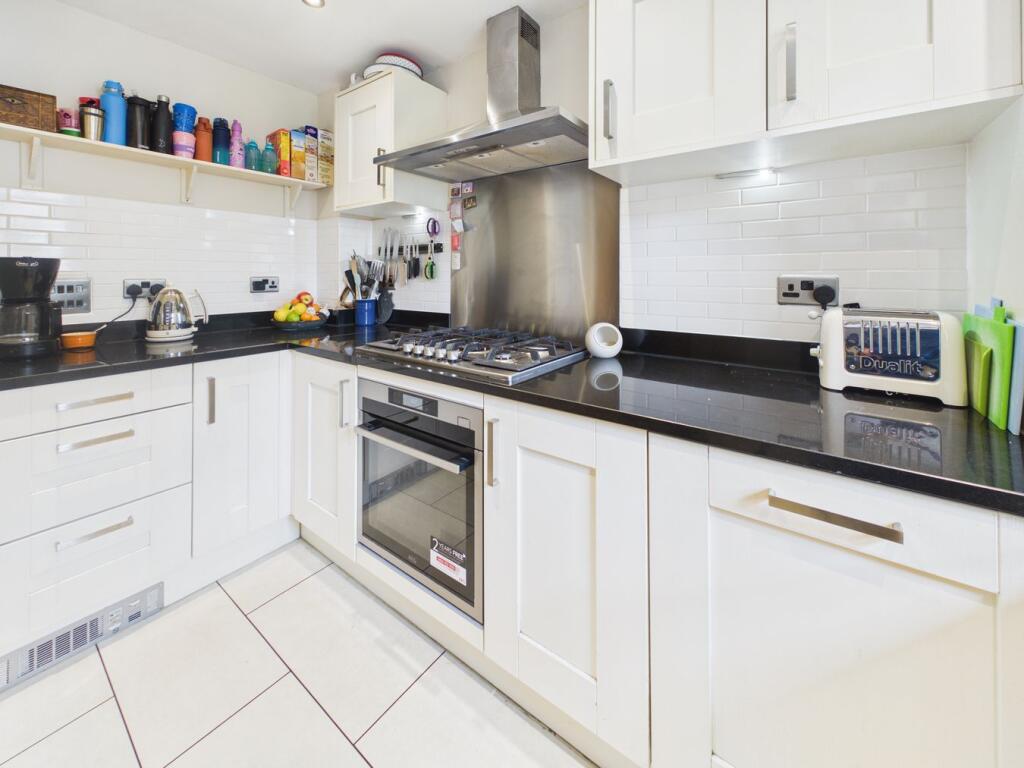 House in Stevenage - View 4