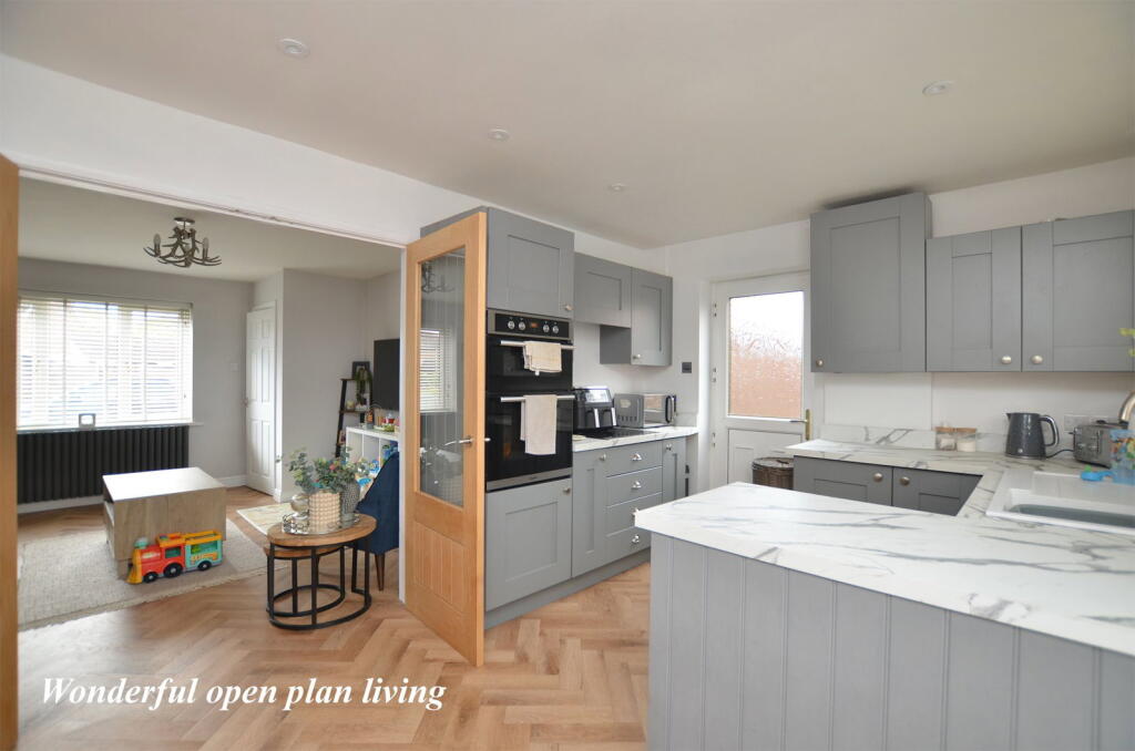 House in Peterborough - View 3