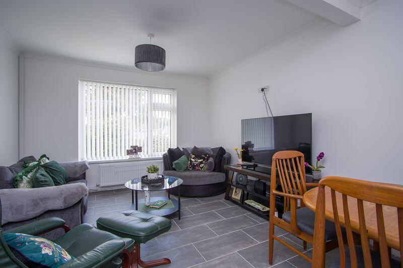 4 bed detached - Knowbury Avenue, Penarth image 2