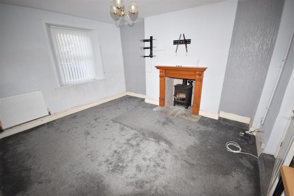 House in North Kesteven, Ruskington - View 3