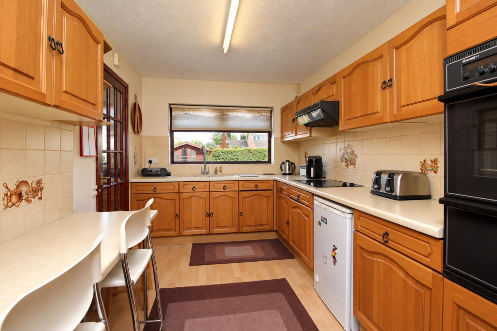 House in Peterborough, New Fletton - View 2