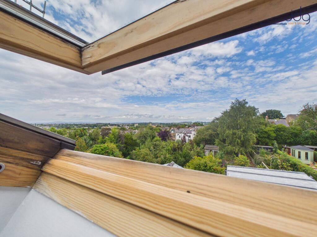 House in Lancaster, Freehold, Moorlands - View 2