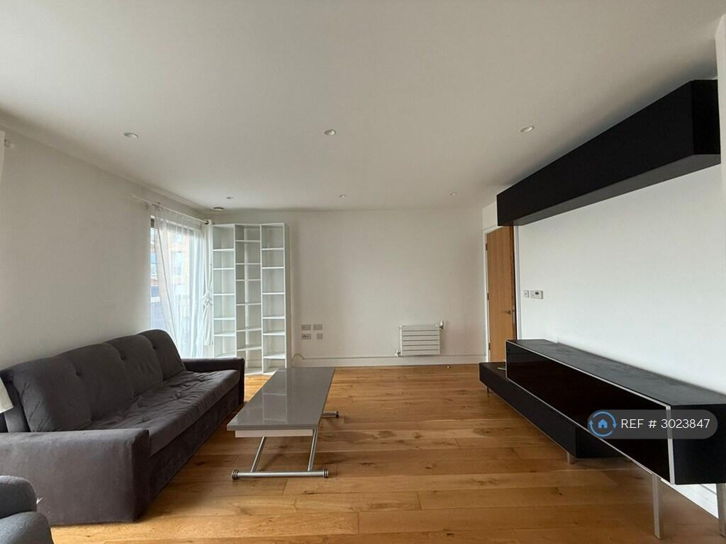 Apartment in London - View 4