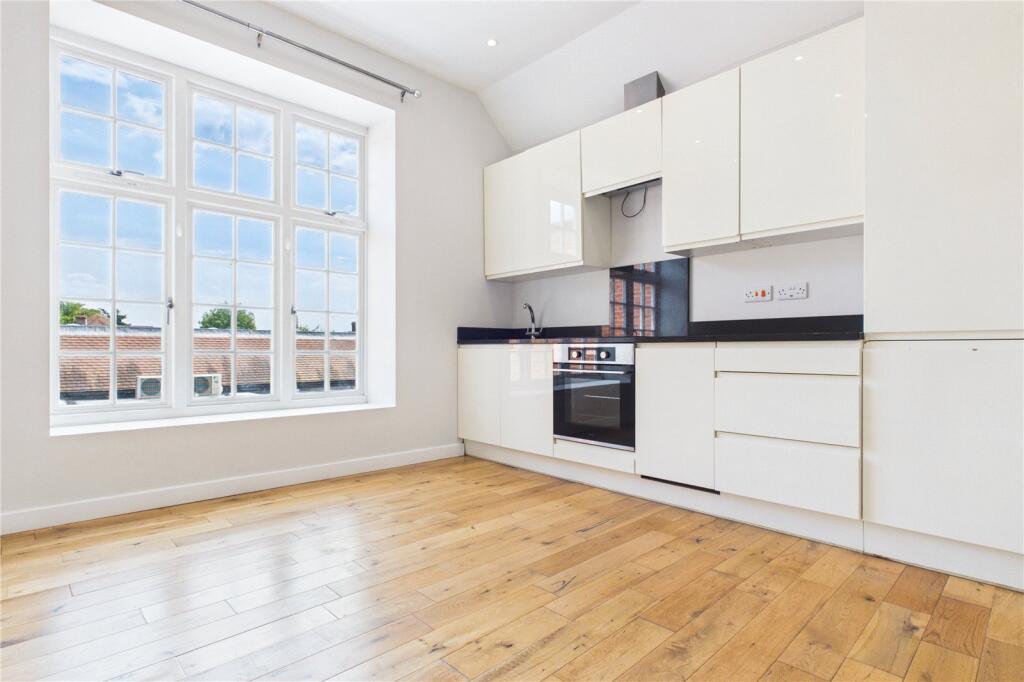 Whitchurch Road, Pangbourne, Reading, Berkshire, RG8 - View 4
