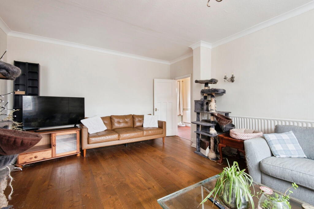 House in Stevenage - More