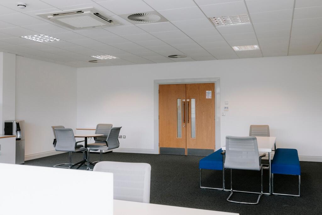 850sqft office