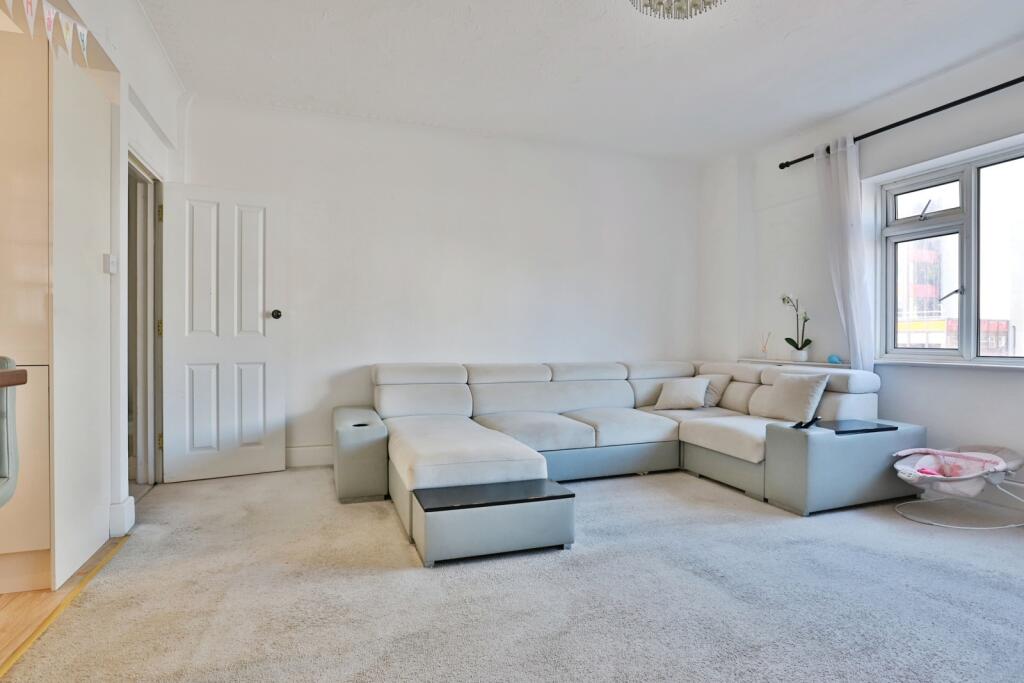 Apartment in Bournemouth - More