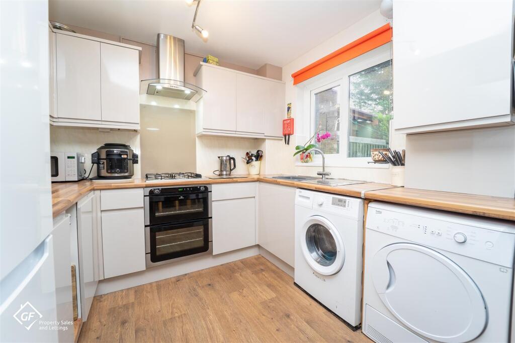27, Farleton Court, Lancaster, Lancashire, LA1 2JZ, Lancaster photo 2