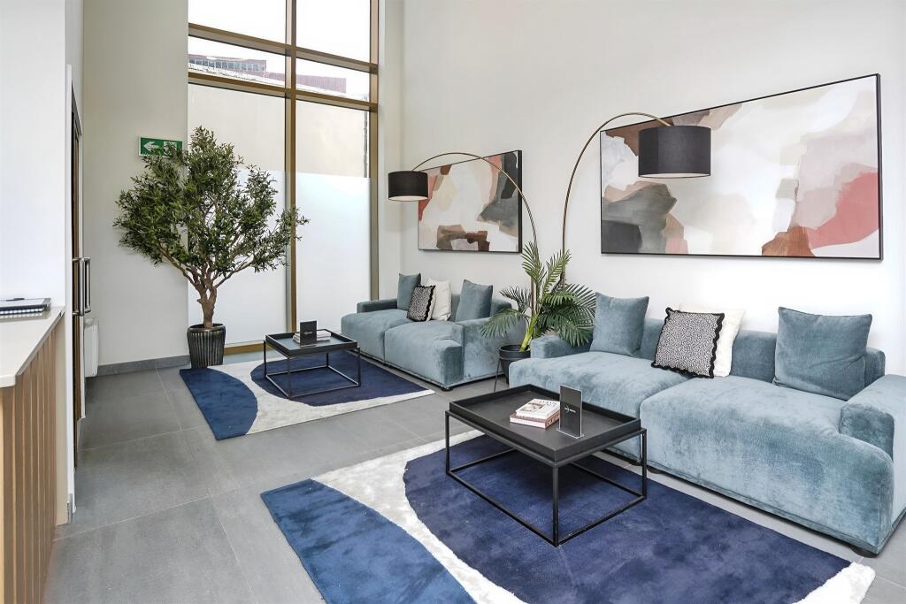Apartment in Birmingham, Chinese Quarter, Digbeth - More