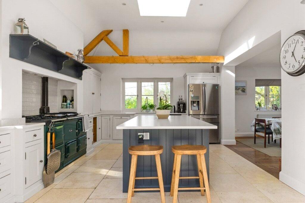 Headley Hill Road, Arford, Hampshire, GU35 photo 2