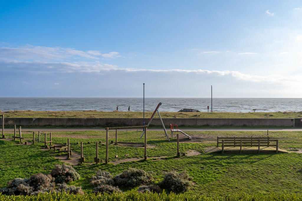 Coastguard Walk, Felixstowe photo 4